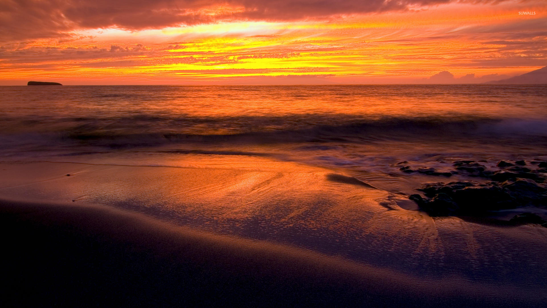 Breathtaking Sunset At The Sandy Beach Wallpaper Beach Wallpapers