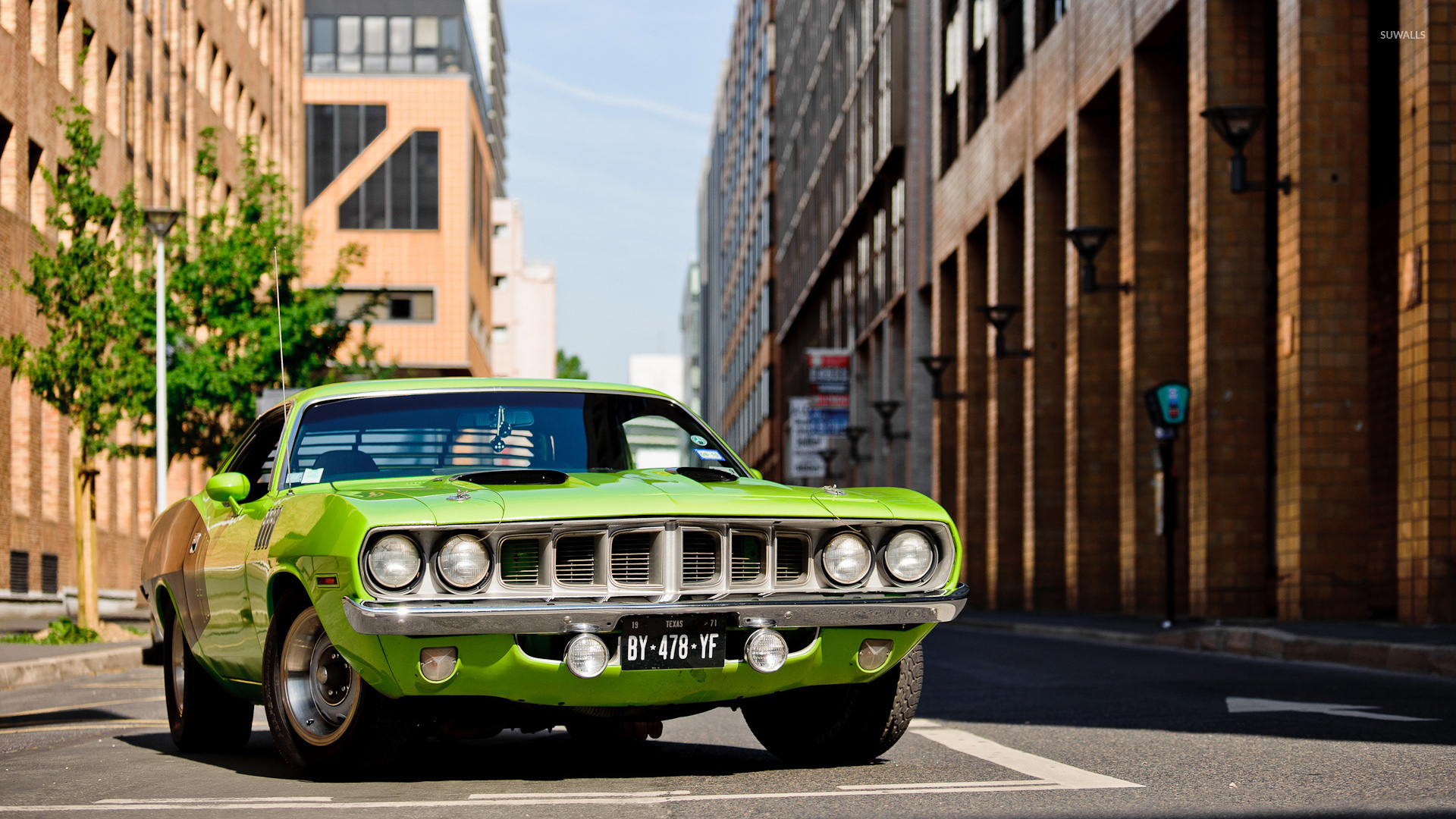 1971 Plymouth Barracuda In The City Wallpaper Car HD Wallpapers Download Free Images Wallpaper [wallpaper981.blogspot.com]