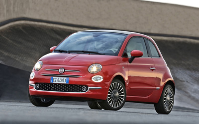 2016 Red Fiat 500 parked front side view Wallpaper