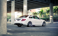 AMG Mercedes-Benz C63 [2] wallpaper 1920x1200 jpg