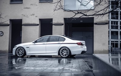 BMW 5 Series wallpaper