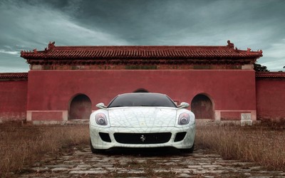 Front view of a white Ferrari 599 GTB Fiorano wallpaper