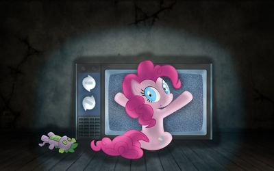 Pinkie Pie in front of the TV - My Little Pony wallpaper