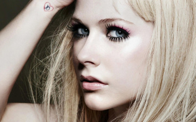 Avril Lavigne [2] wallpaper
