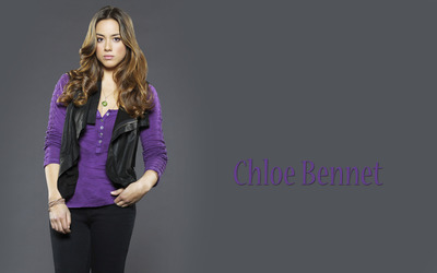 Chloe Bennet [2] wallpaper