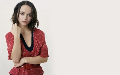 Christina Ricci in a red dotted shirt wallpaper
