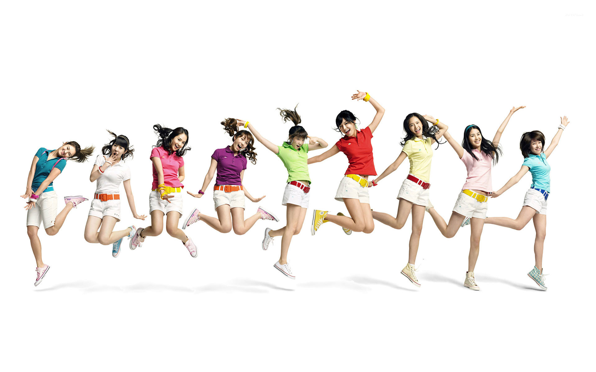 Песня girls get. Много девушек в прыжке. Корея девушки фото. Girls Generation хореография. Girls Generation фотосессия.