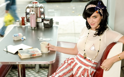 Katy Perry having coffee wallpaper