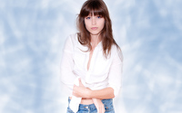 Melissa Benoist in a white shirt and jeans wallpaper 3840x2160 jpg