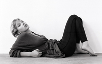 Scarlett Johansson [36] wallpaper 1920x1200 jpg