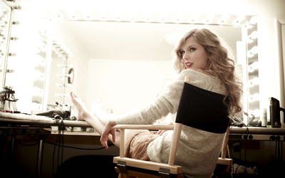 Taylor Swift [26] wallpaper