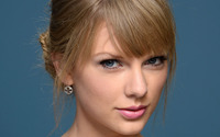 Taylor Swift [72] wallpaper 2560x1600 jpg