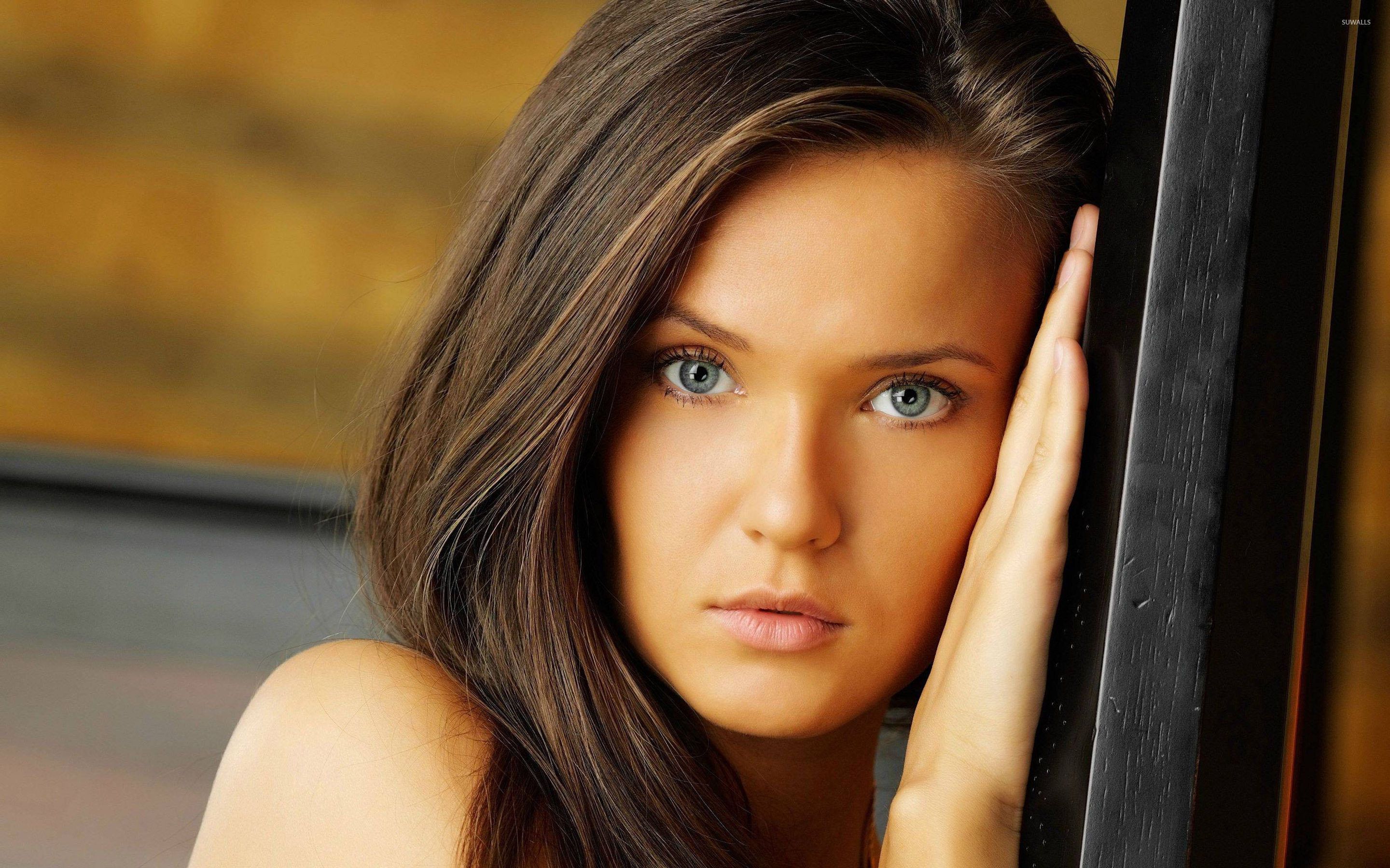 Blue Eyed Girl Wallpaper Girl Wallpapers 28797 