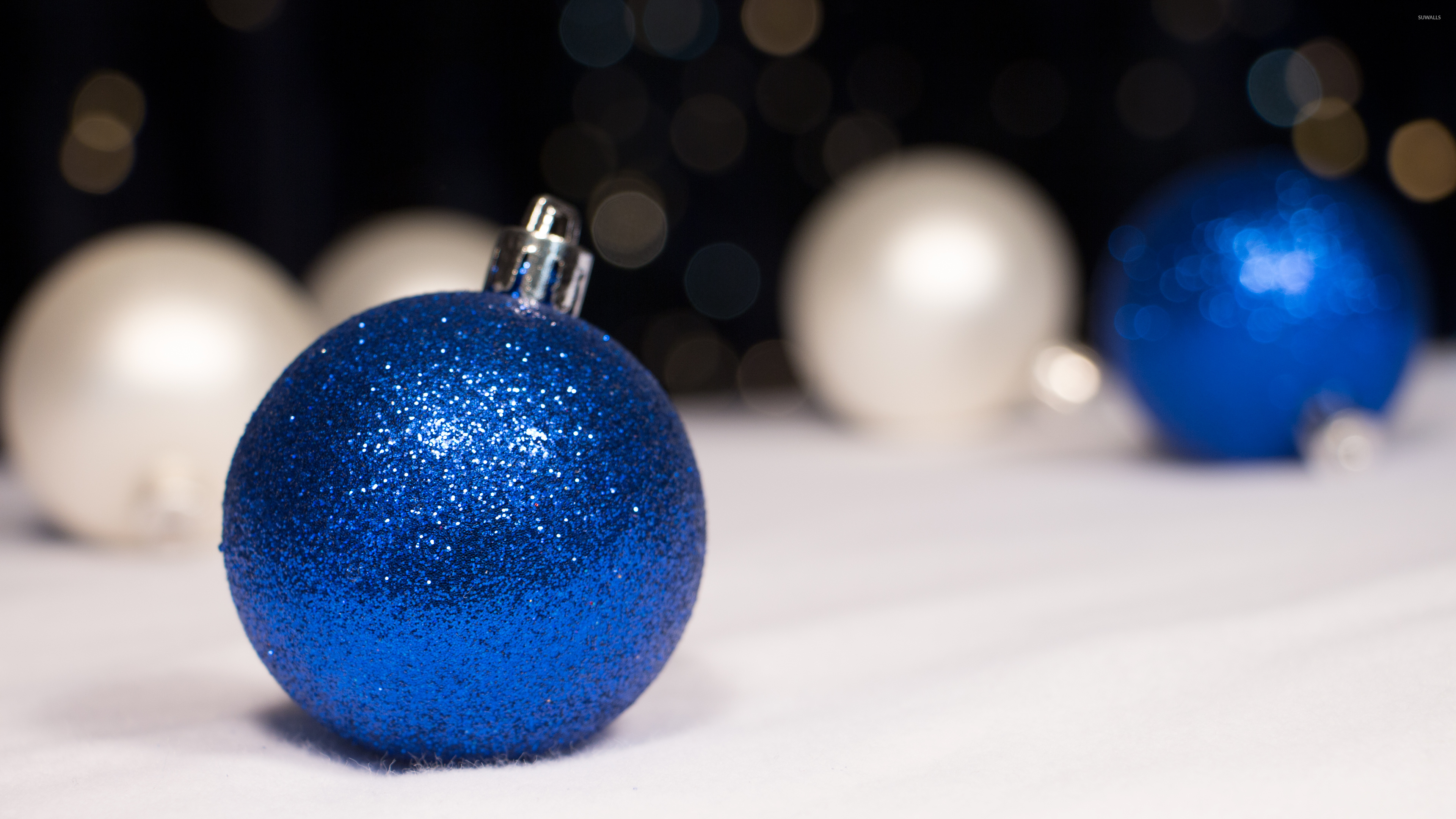 Blue sparkly ornament wallpaper - Holiday wallpapers - #51191