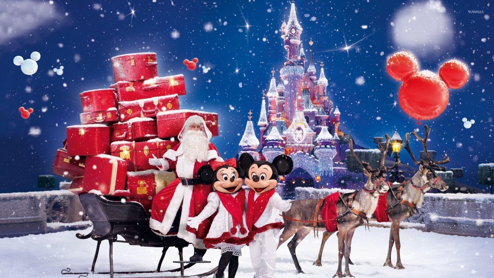 Santa Claus bringing gifts in a Disneyland park wallpaper - Holiday ...