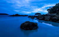 Amazing blue water at sunset wallpaper 3840x2160 jpg