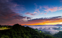 Beautiful sunset above the foggy valley wallpaper 3840x2160 jpg