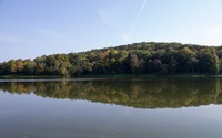 Herneacova lake in autumn wallpaper 2880x1800 jpg