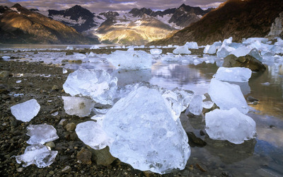 Ice boulders near the glacier wallpaper