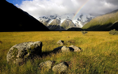 Rainbow in the mountains wallpaper
