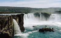 Waterfall in Iceland [2] wallpaper 2880x1800 jpg