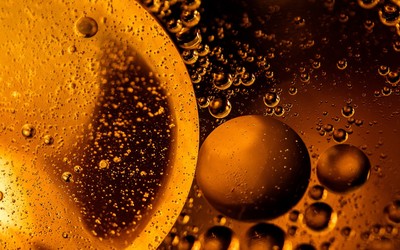 Bubbles in liquid wallpaper