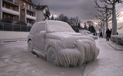 Frozen car wallpaper