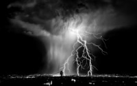 Lightning over the city wallpaper 2560x1600 jpg
