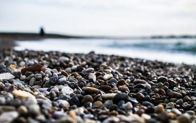 Pebbles on the beach wallpaper