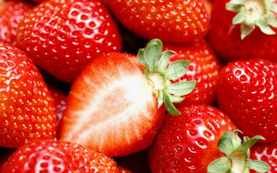 Strawberries [10] wallpaper