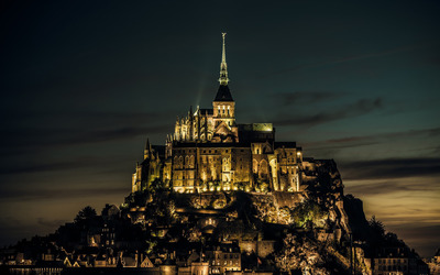 Mont Saint-Michel, France Wallpaper