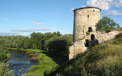 Old castle river Wallpaper