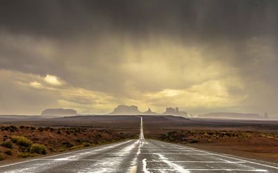 Road to Monument Valley Wallpaper