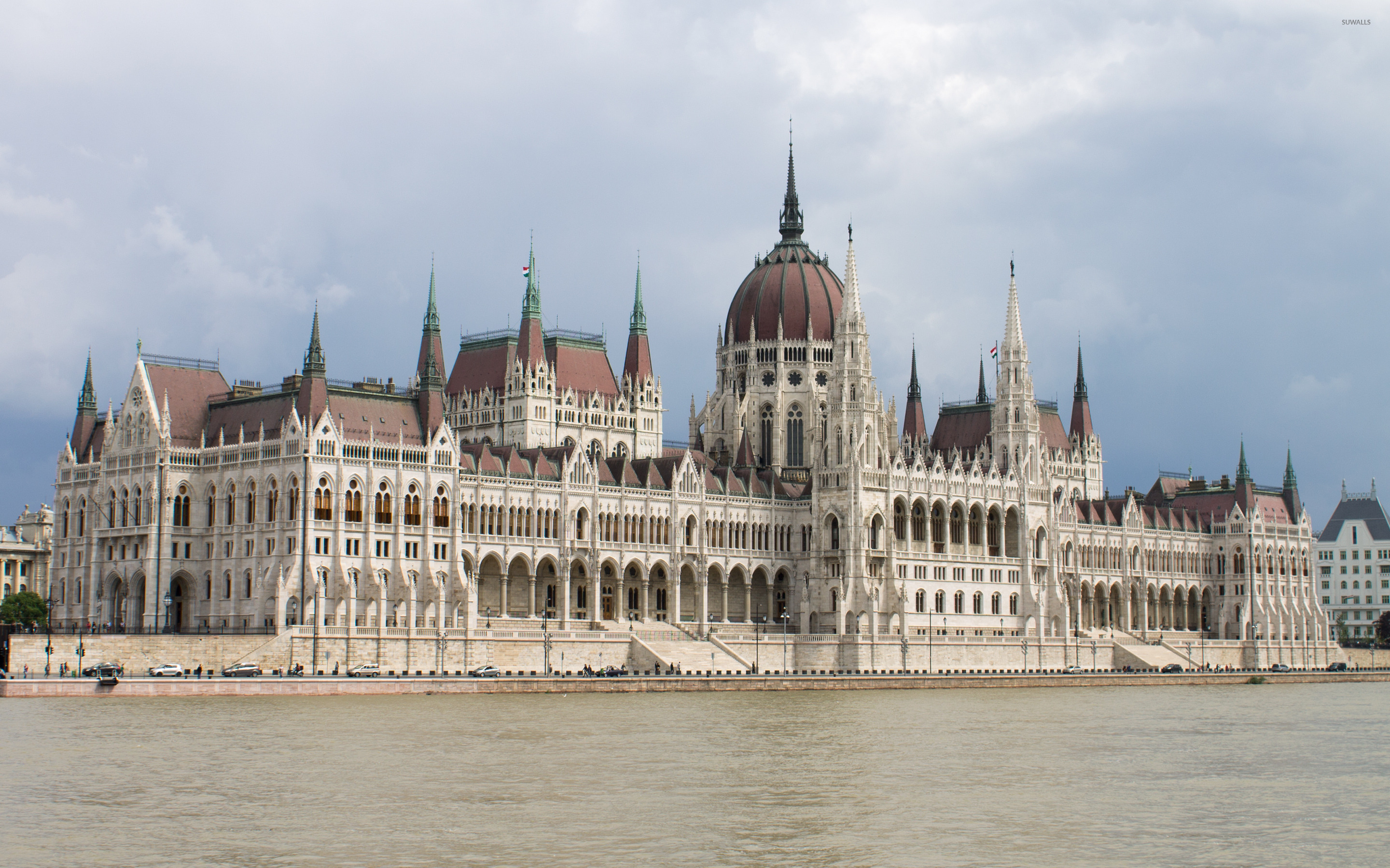 Здание венгерского парламента загрузить