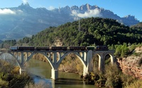 Train on a stone bridge [2] wallpaper 1920x1200 jpg