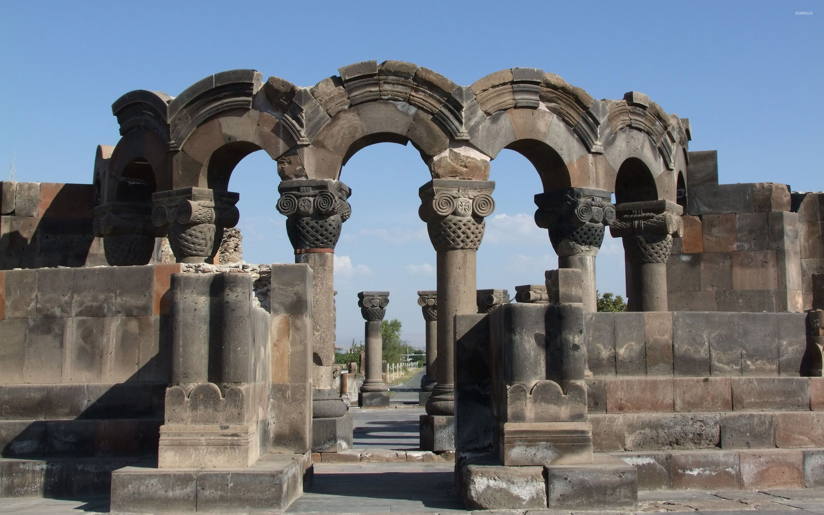 Где находится звартноц. Храм Звартноц в Армении. Руины храма Звартноц. Руины Армения Звартноц. Развалины храма Звартноц.